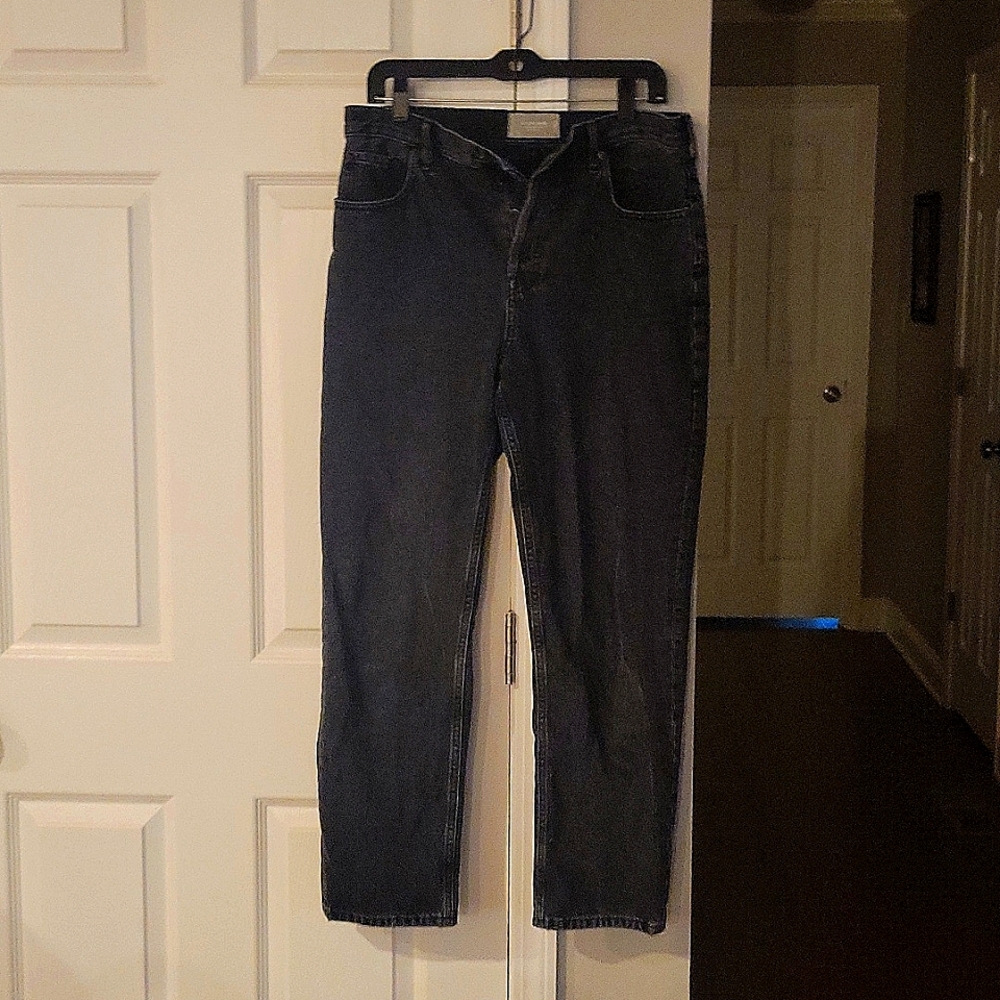 Everlane 90s Cheeky Black Jeans